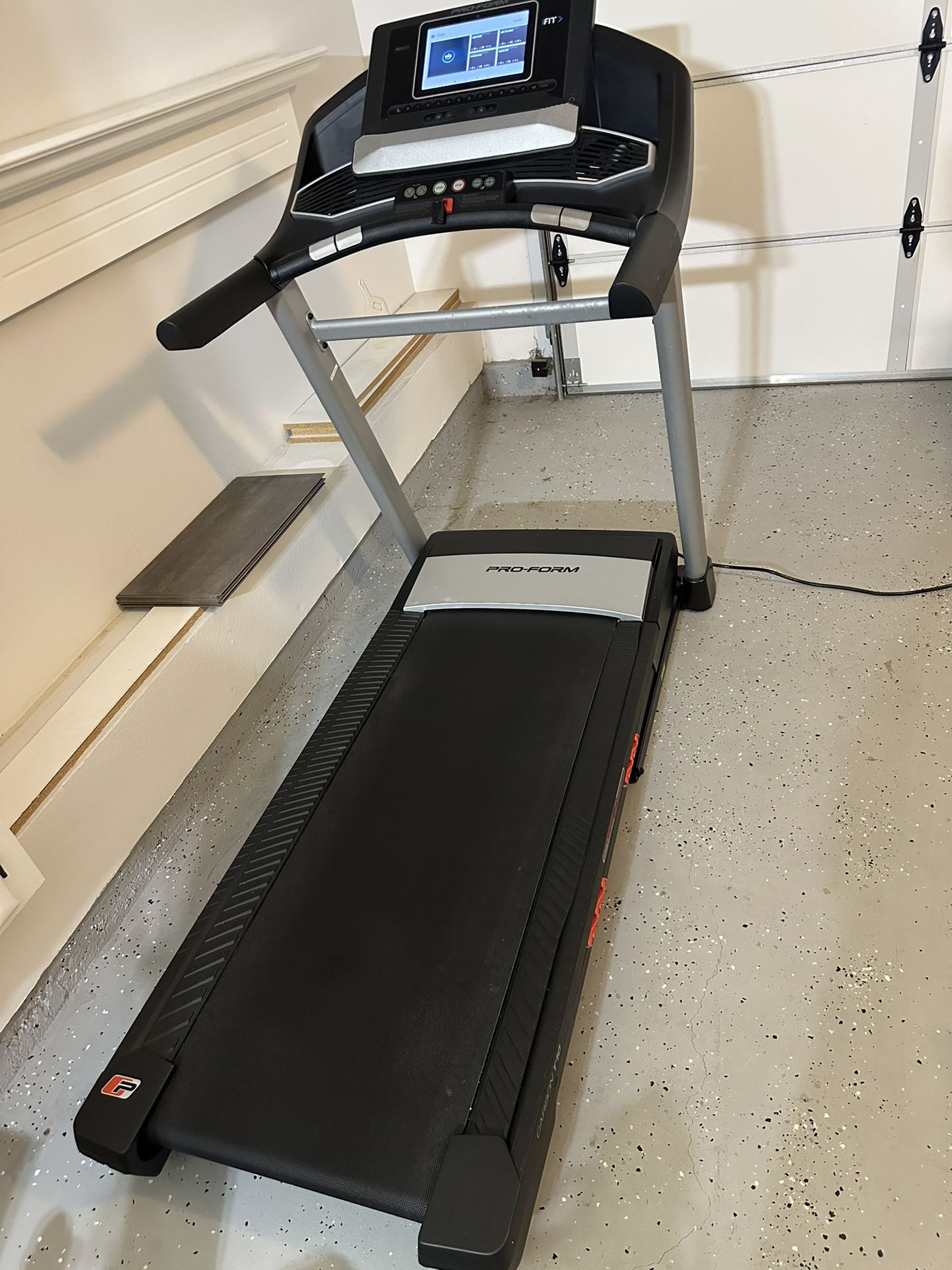 Treadmill 