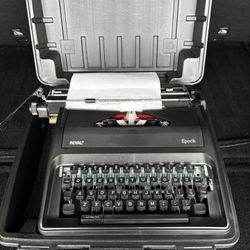 Vintage Royal Typewriter 