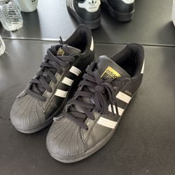 black adidas’s 
