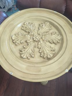 Kitchen woodcarving table