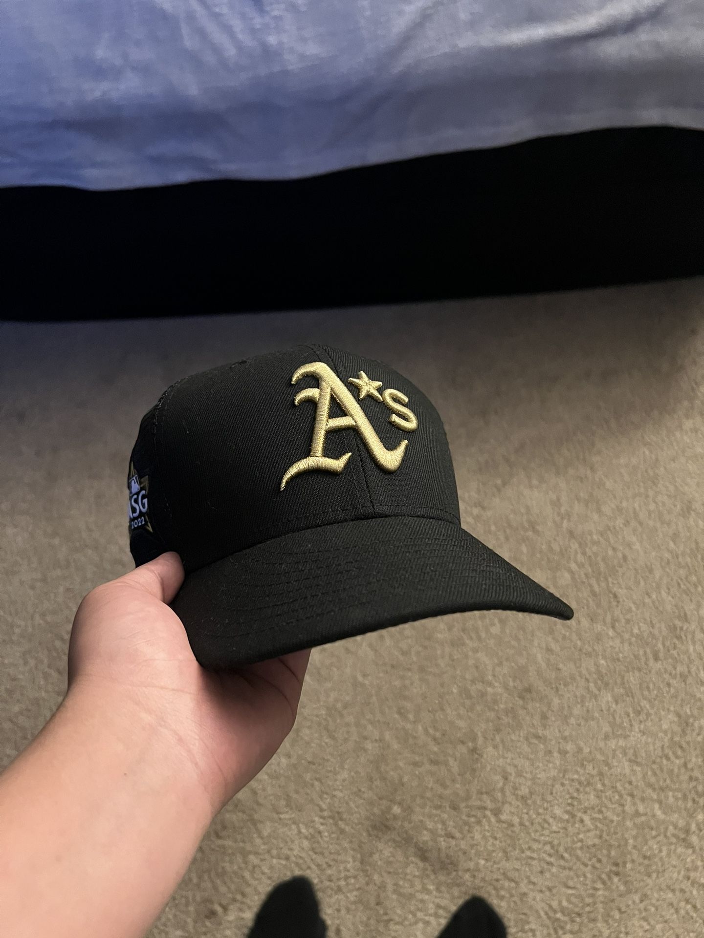 A’s Fitted fishnet hat