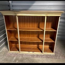 Bookcase / China Cabinet Top / Vintage 