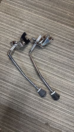 DW bass drum hoop clamp on spurs