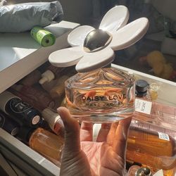 Daisy Marc Jacobs Perfume