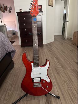Yamaha Pacifica PAC212VFM