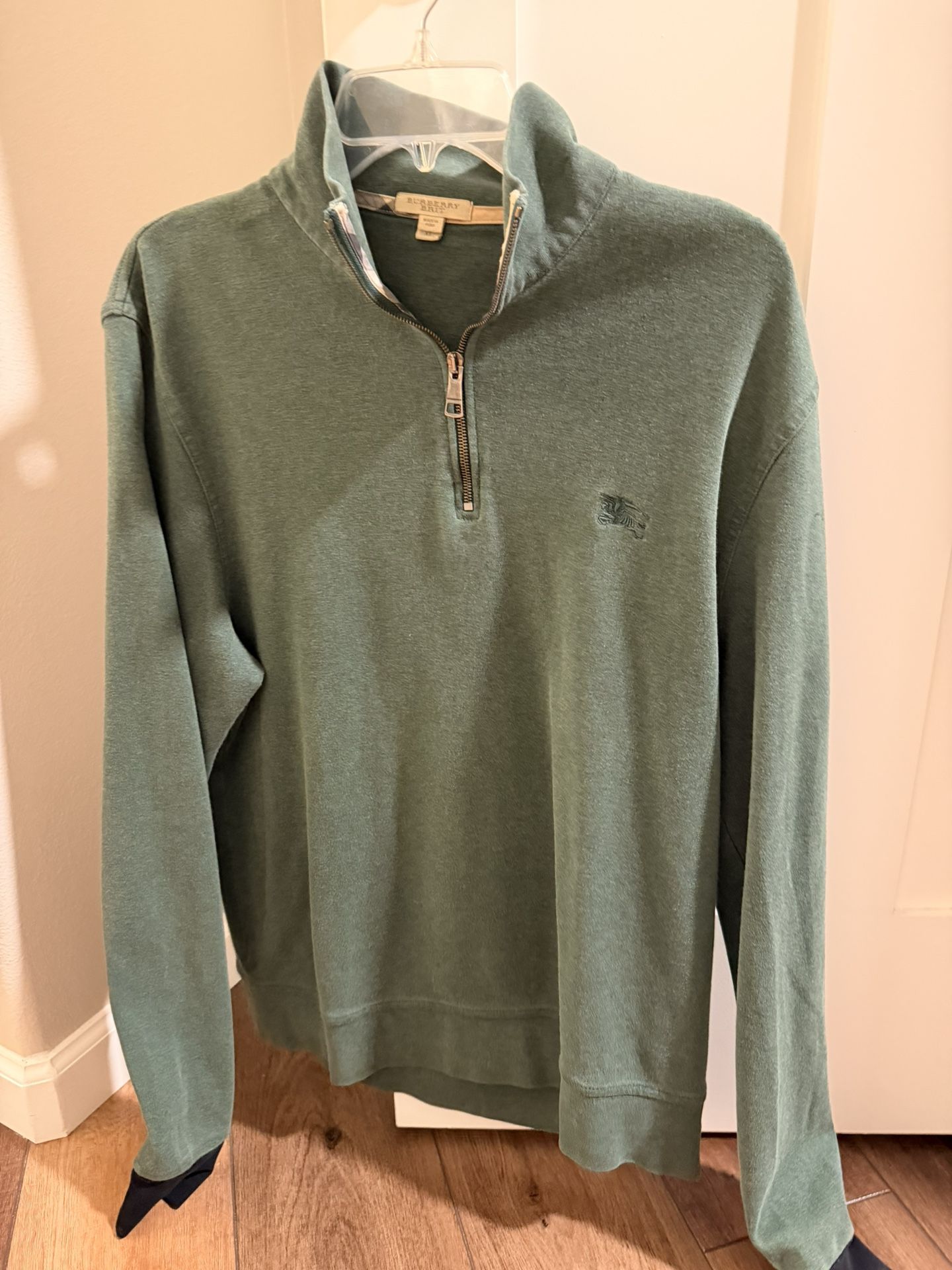 Burberry Quarter Zip XL