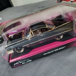 Jada 1:24 Scale 1959 Cadillac Deville