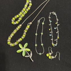 Green Jewelry Set 