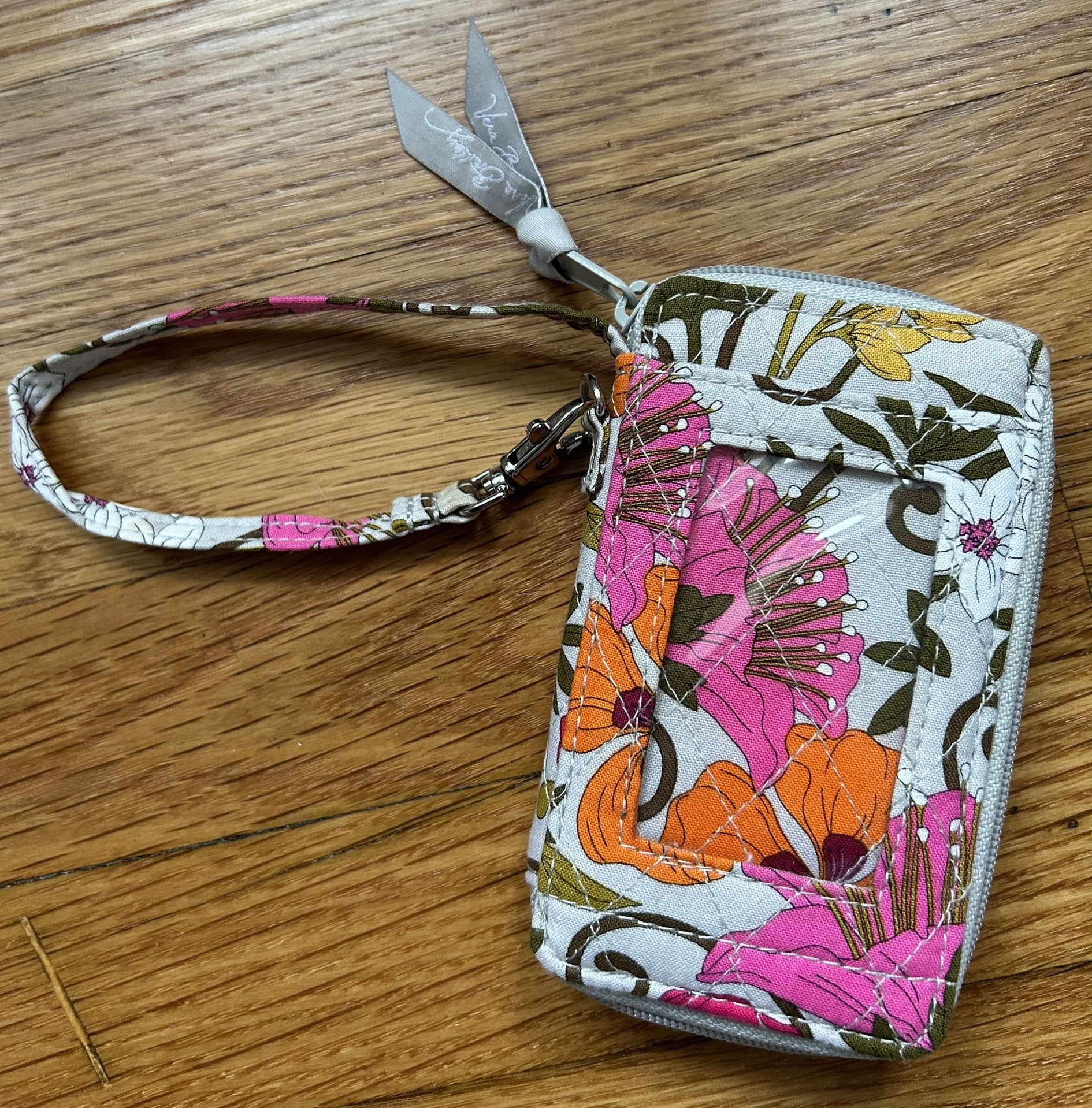Vera Bradley Wristlet Never Used