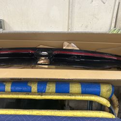 23 Toyota crown light