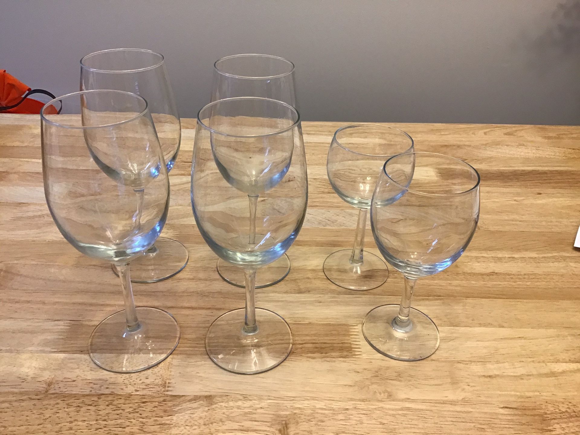 Wine Glasses (6)