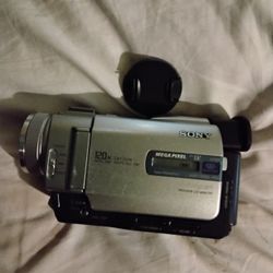Sony digital video camera handycam Dcr trv20