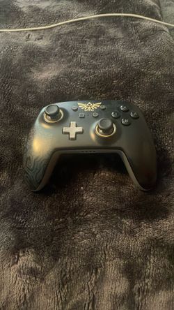 Nintendo Switch 1/2 Pro Controller