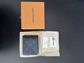 BRAND NEW Authentic Beautiful Mens Louis Vuitton Monogram Wallet