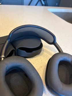 Apple AirPods Max Headphones Midnight 1st gen