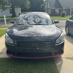 2010 Nissan maxima