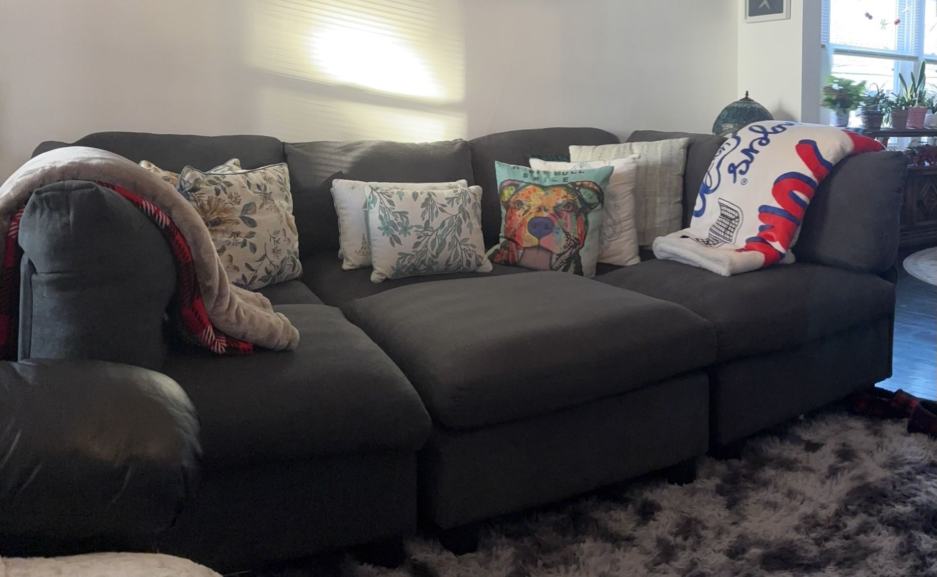 6 Piece Dark Gray Sectional Sofa Like New!