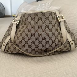 Authentic Gucci Abbey Tote