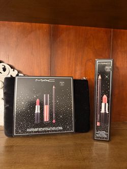 MAC Cosmetics Lip Gift Set Bundle