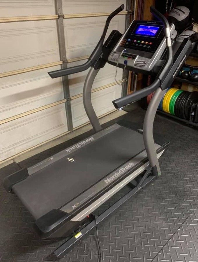 NordicTrack X7i Incline Trainer Treadmill Walk/Run/Jog Exercise Machine