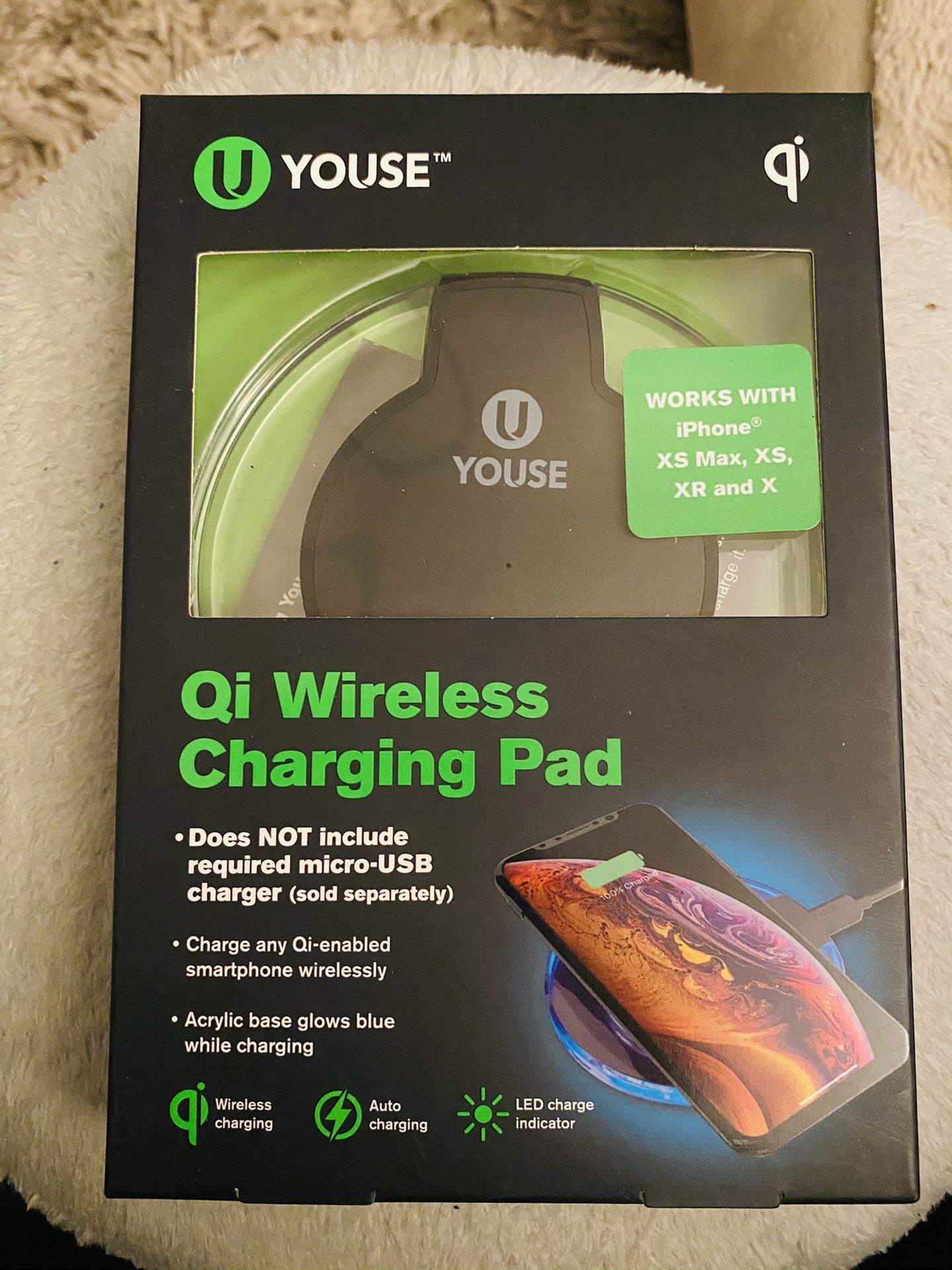 U-YOUSE 2.4 Amp Wireless Charging Pad for Smartphones IPhone X Samsung Galaxy!