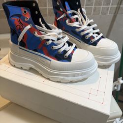 Alexander McQueen camo-print high-top sneakers/boots