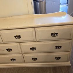 Creme 7 Drawer Dresser