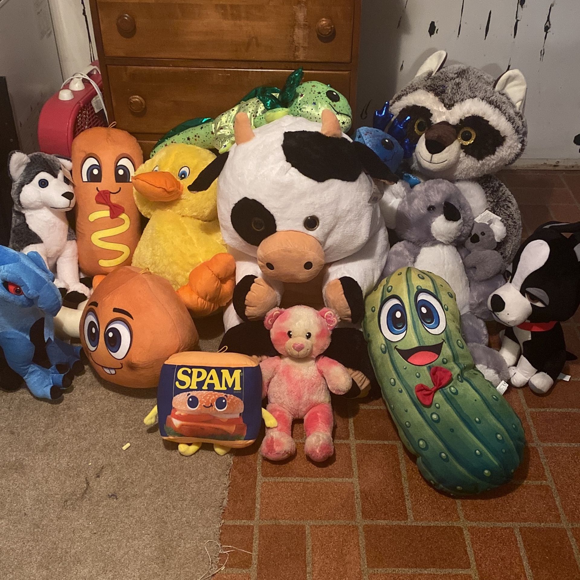 Lot Of Stuffed Animals