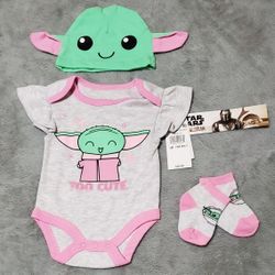 NWT. STAR WARS Yoda Baby Girl 3-Pc Set