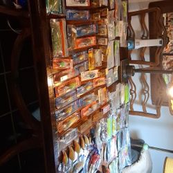 Fishing LURES,CRAINK BAITS  ETC 