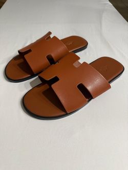 H leather sandals