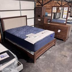 New In Boxes 5pc. Queen Bedroom Set ( Mattress NOT Included)