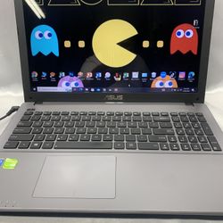 i7…GAMING.  ASUS NÓTEBOOK  LAPTOP And has VIRTUAL DJ install. Already  8 GENERATION …256 Gb SSD(  capacity )…12.00 GB -RAM . SUPER FAST  