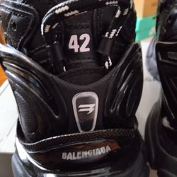 Balenciaga Size 9