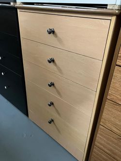 Five drawers dresser