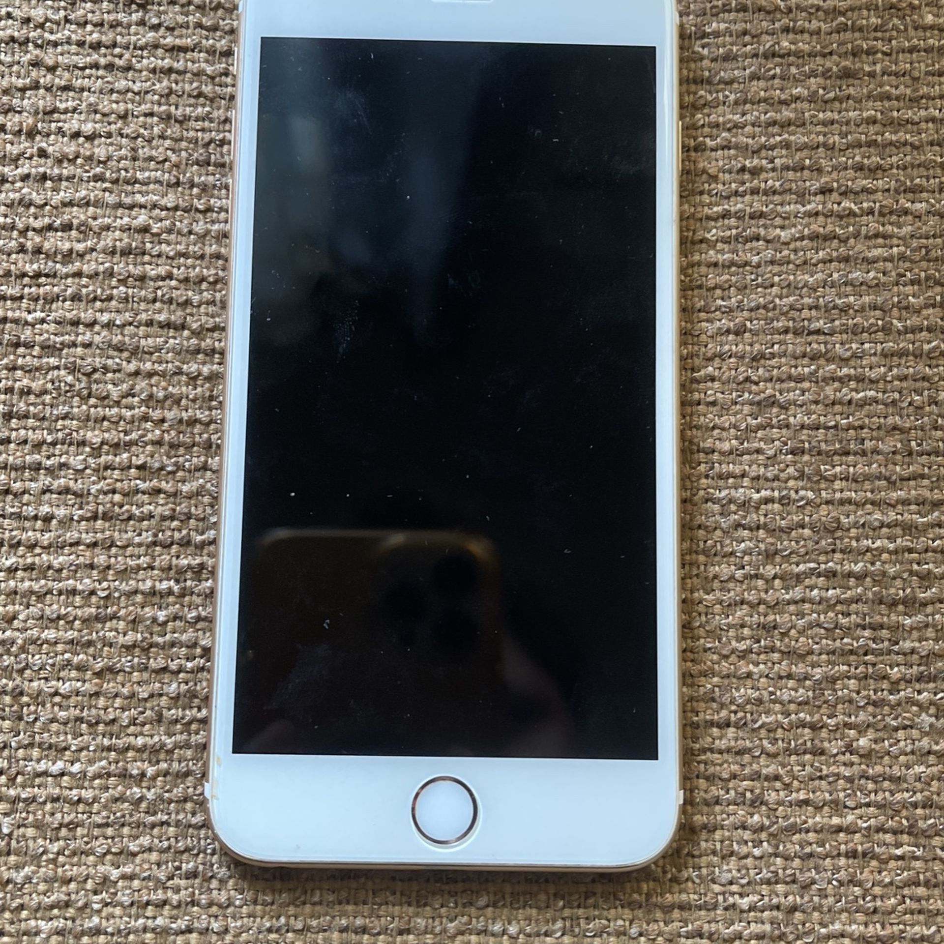 Gold iPhone 6 Plus 