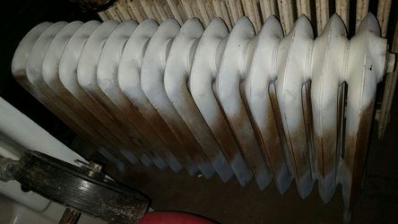 Cast iron radiator ( leaking!!!! )