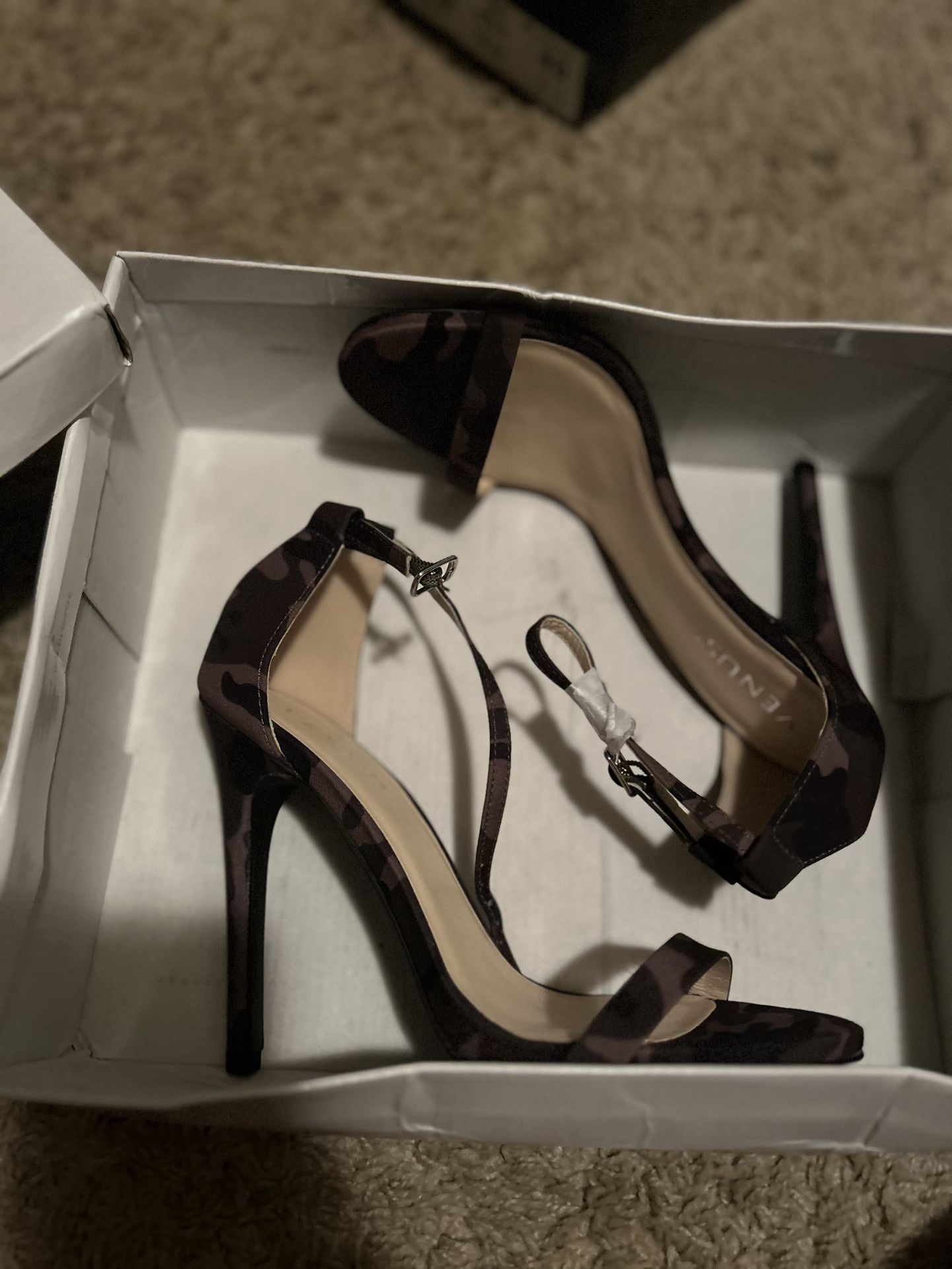 Size 9 Camo Heels
