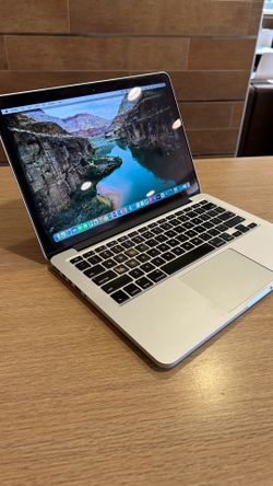 Apple MacBook Pro 13” Retina i5/8GB/256GB SSD $180