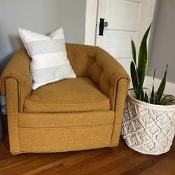 Authentic Mid Century Chair 