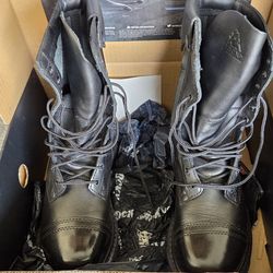 8M Women Rocky Boots $100 OBO