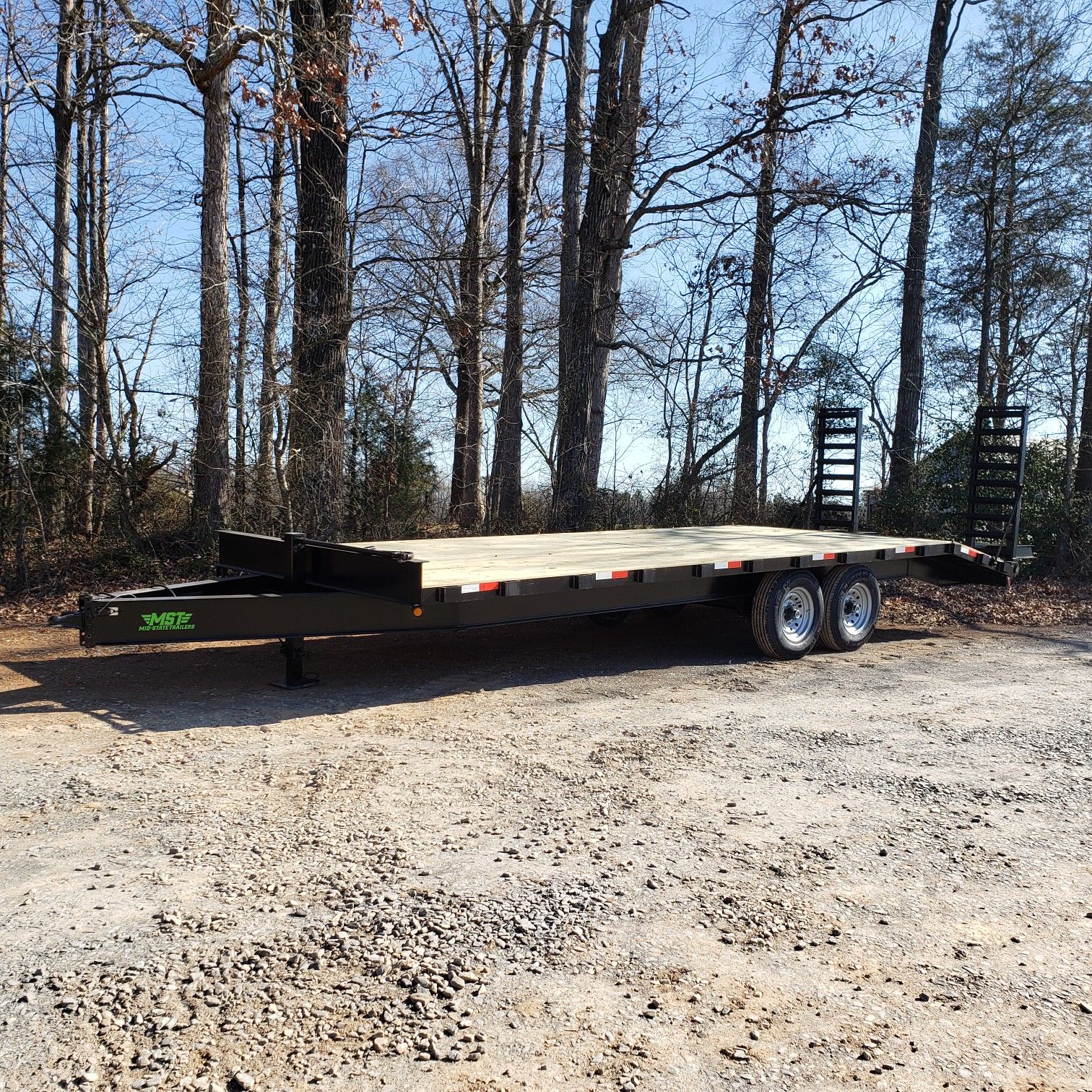 Haul'n Trailers 8ftx24ft deckover