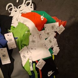 Brand New Tags On Boy 18 Month Old Outfits Cost $400 Asking $150 Will Negotiate 