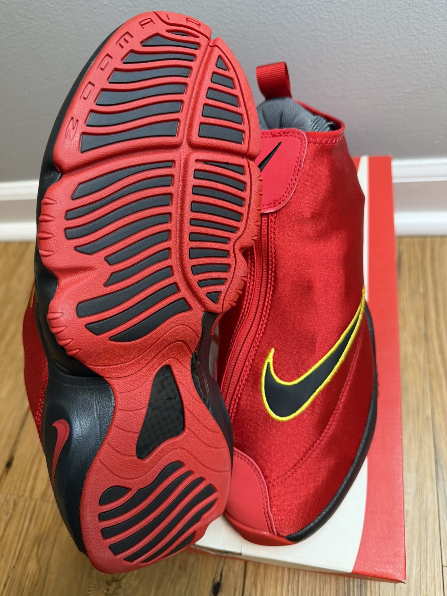 Nike “the Glove”