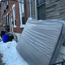 Free Queen Mattress And Boxspring