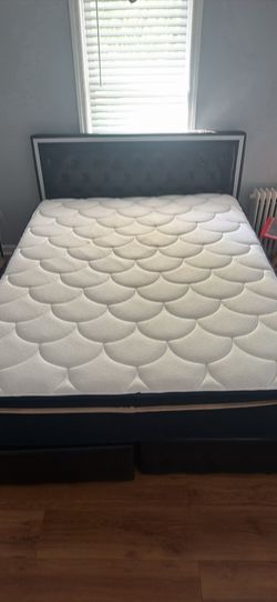 Queen mattress