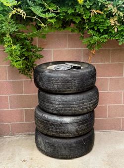 04’ Chevy 1500/Tahoe tires