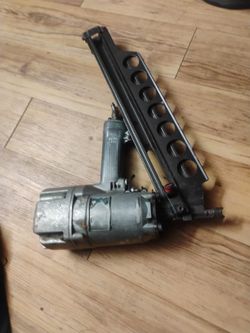 Hitachi Stick Nailer