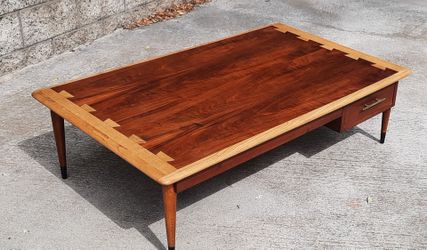 beautiful XL Lane Acclaim series COCKTAIL COFFEE TABLE with double sided DRAWER and Others
