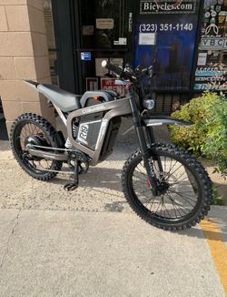 Coswheel R19 Electric Dirt Bike 9000W 72V 40AH 60 MPH